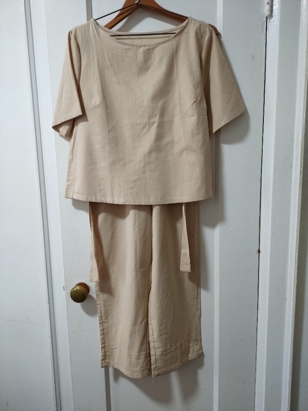 Ladies two piece cotton/linen lightweight summer outfit (nwot)